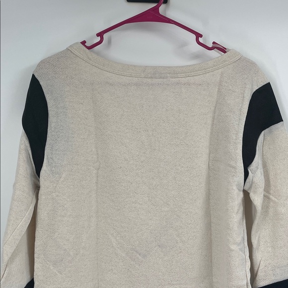 Cream and Black 3/4 Sleeve Top - Picture 8 of 8